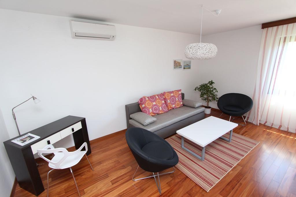 Apartment Mitton 2 Rovinj Ruang foto